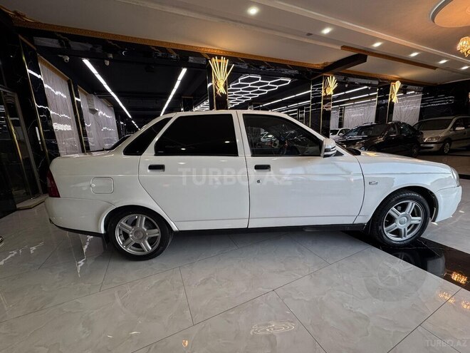 LADA (VAZ) Priora-6