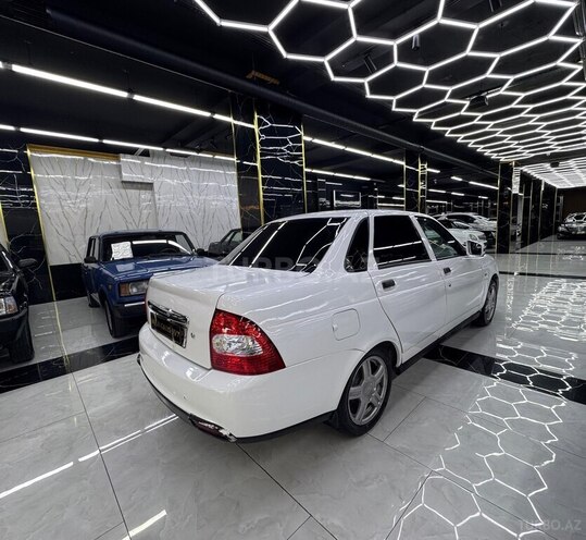 LADA (VAZ) Priora-8