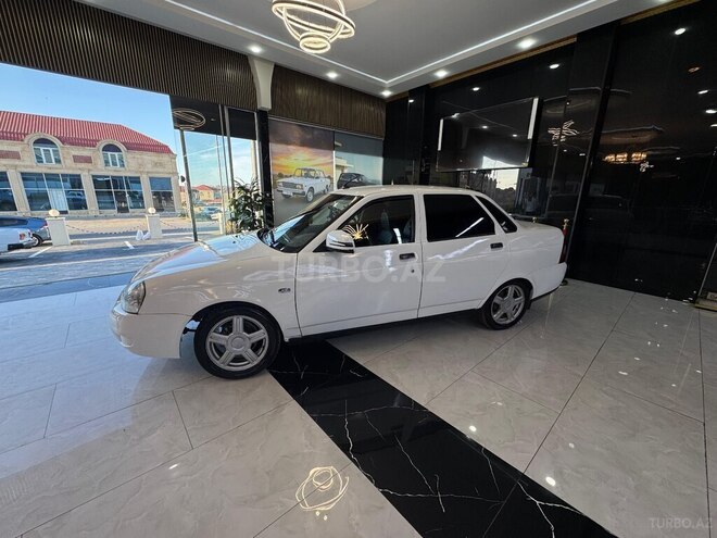 LADA (VAZ) Priora-9