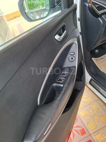 Hyundai Santa Fe-14