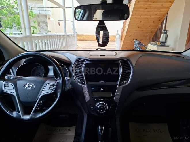 Hyundai Santa Fe-11