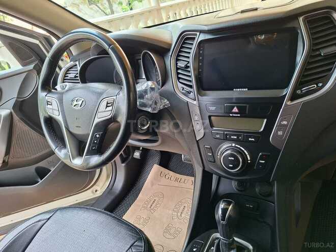 Hyundai Santa Fe-15