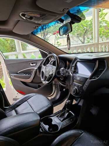 Hyundai Santa Fe-16