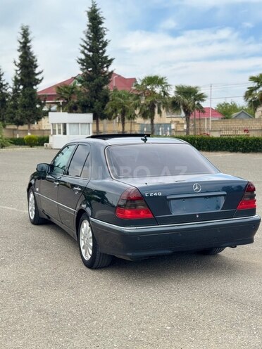 Mercedes C 240-4