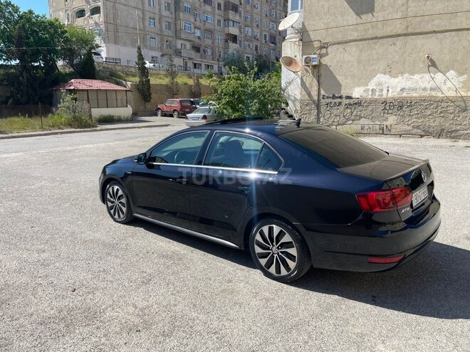 Volkswagen Jetta-6