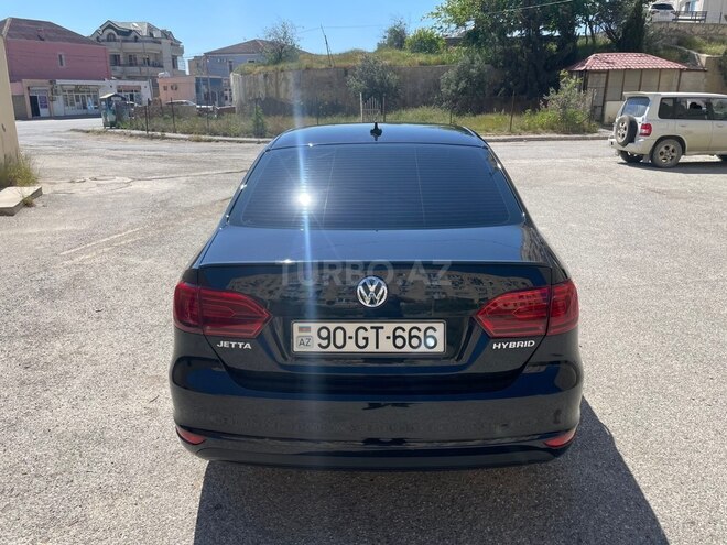 Volkswagen Jetta-10
