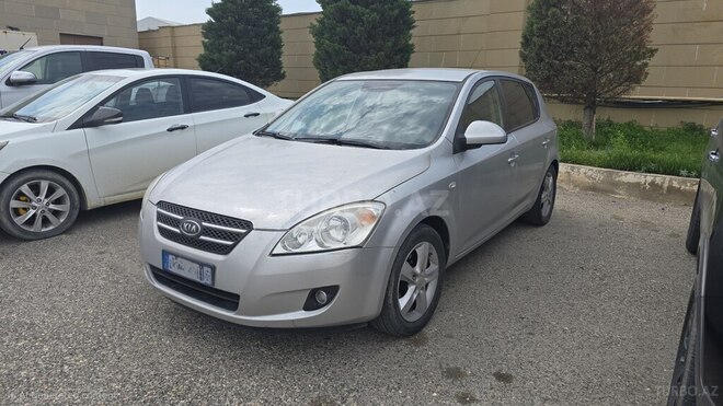 Kia Ceed-2