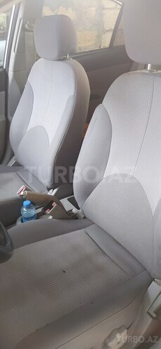 Hyundai Accent-5