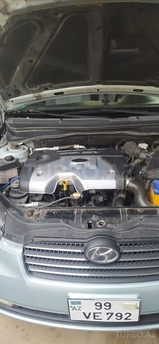 Hyundai Accent-6