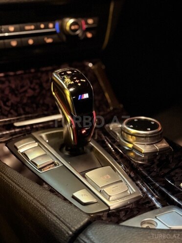 BMW 528-8