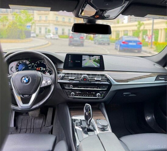 BMW 530-8