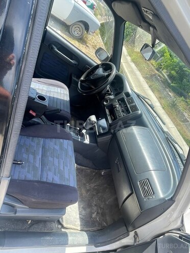 Toyota RAV4-6