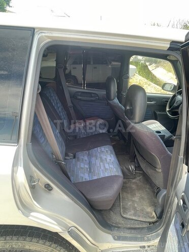 Toyota RAV4-8