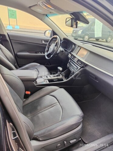 Kia K5-9