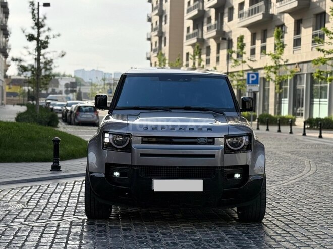 Land Rover Defender-3
