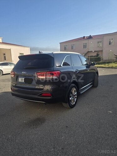 Kia Sorento-5