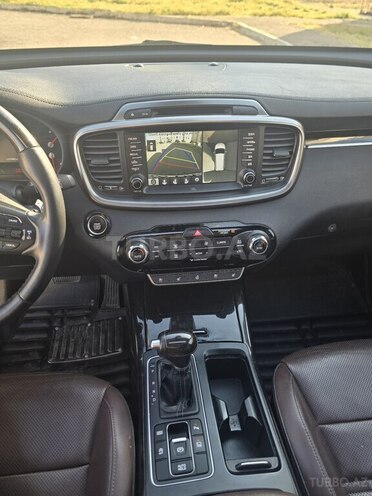 Kia Sorento-6