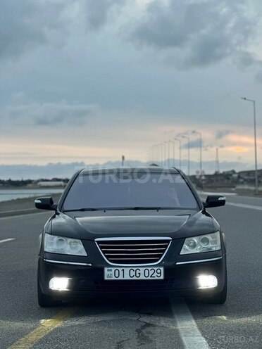 Hyundai Sonata-1