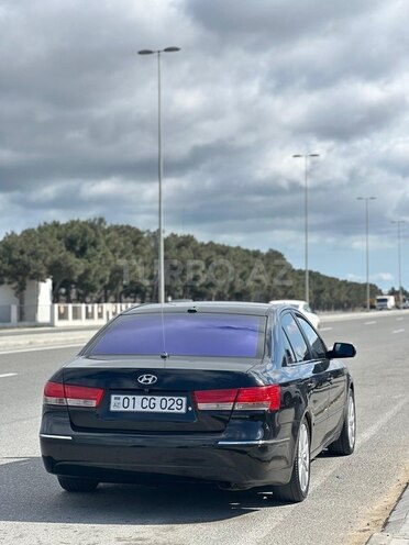 Hyundai Sonata-6