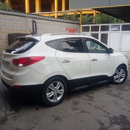 Hyundai ix35-9