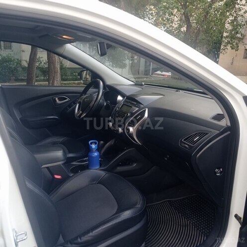 Hyundai ix35-6
