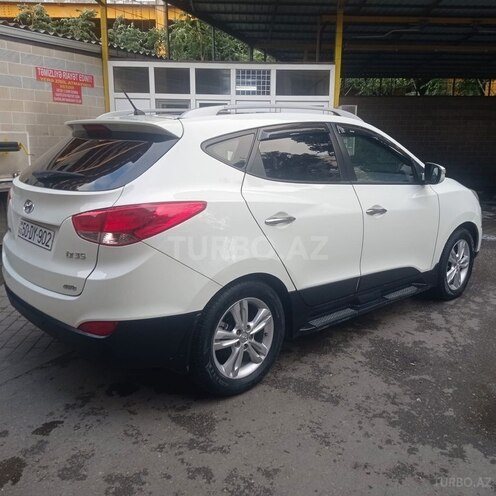 Hyundai ix35-7