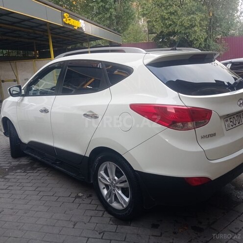 Hyundai ix35-19