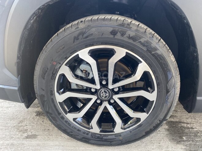 Toyota Frontlander-5