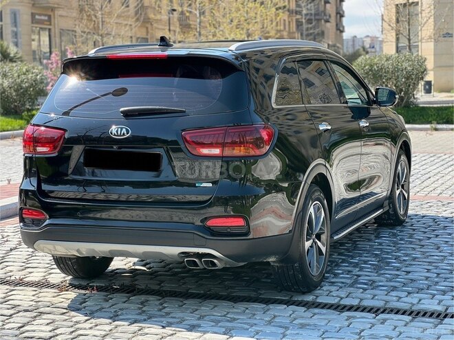 Kia Sorento-9