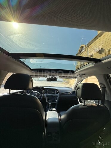 Hyundai Sonata-9