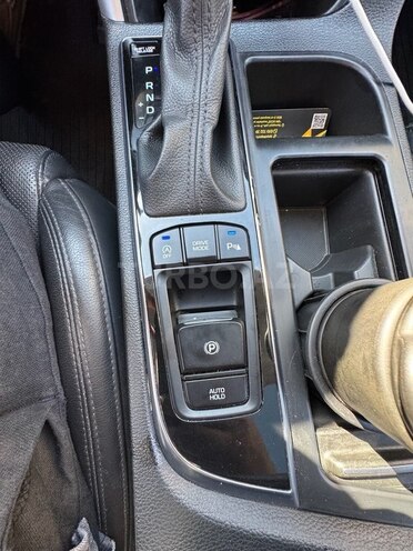 Hyundai Sonata-6