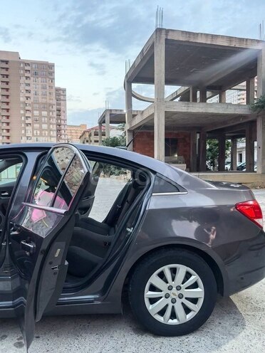 Chevrolet Cruze-9
