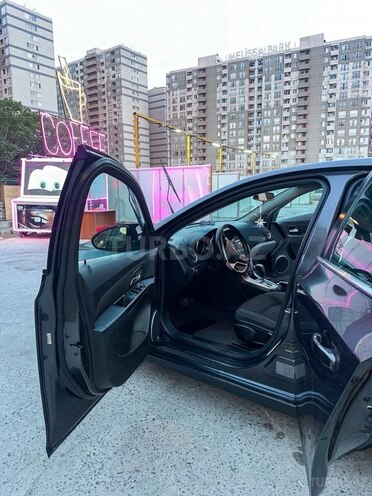 Chevrolet Cruze-8