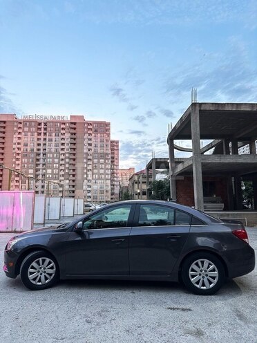 Chevrolet Cruze-10