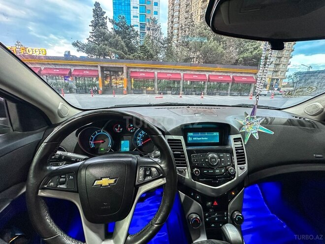 Chevrolet Cruze-2