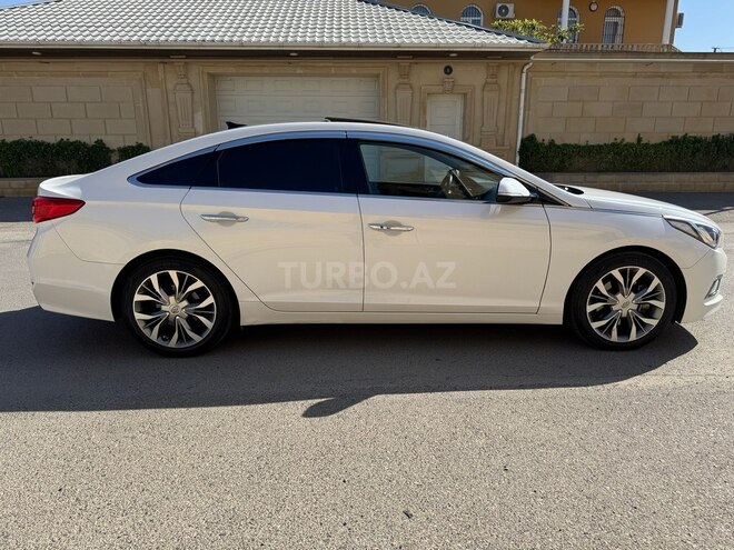 Hyundai Sonata-19