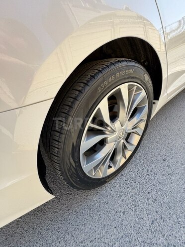Hyundai Sonata-18