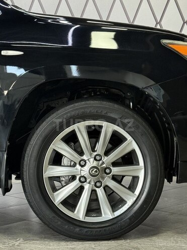 Lexus LX 570-15