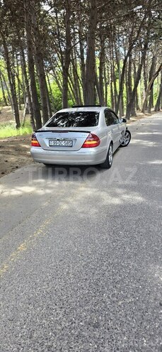 Mercedes E 220-4