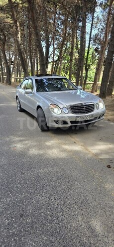 Mercedes E 220-6