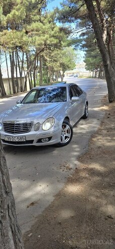 Mercedes E 220-9