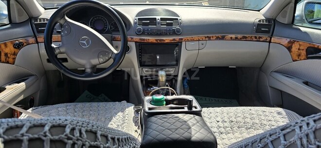Mercedes E 220-20