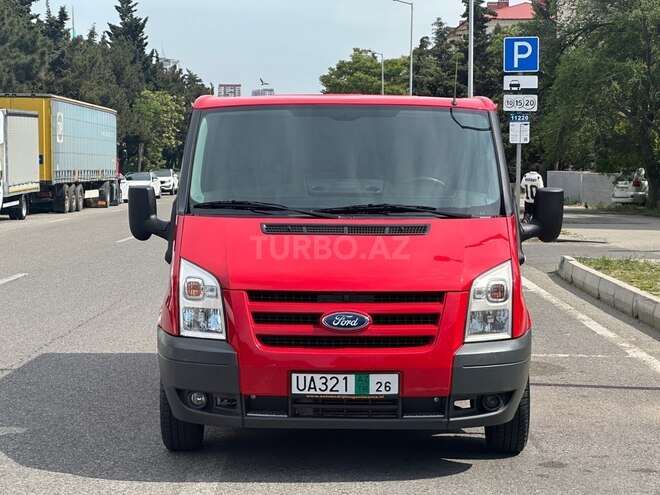 Ford Transit-2