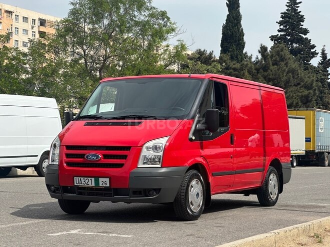 Ford Transit-3