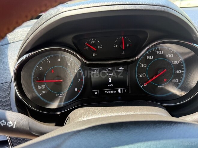 Chevrolet Cruze-11
