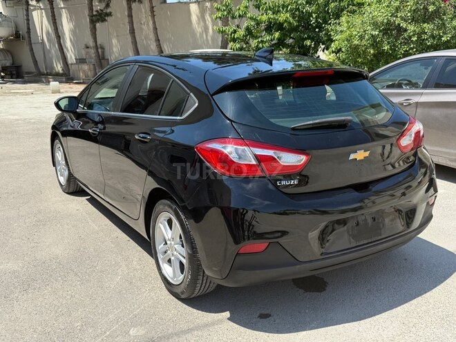 Chevrolet Cruze-5