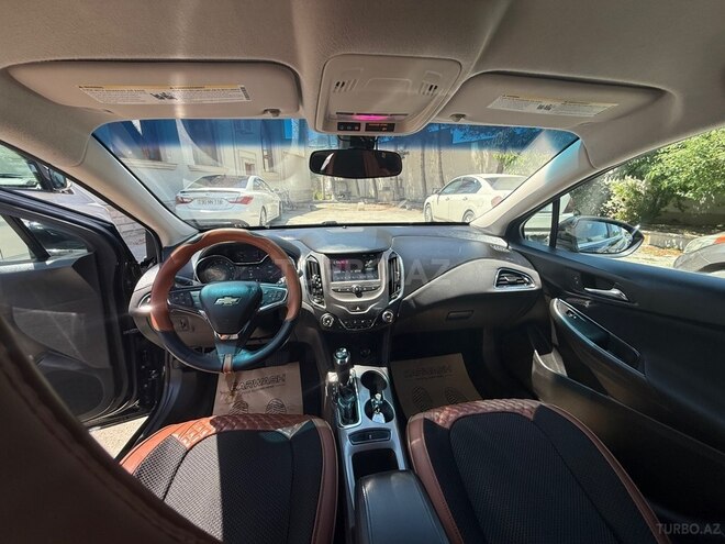 Chevrolet Cruze-8