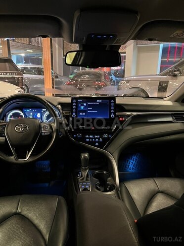 Toyota Camry-8
