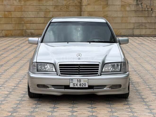 Mercedes C 240-3