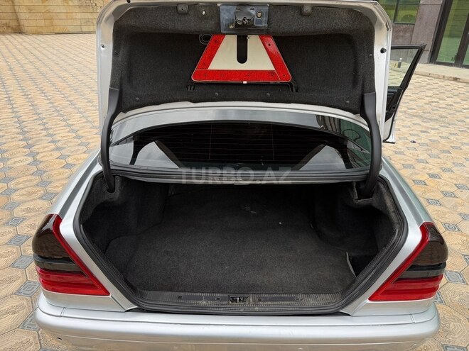 Mercedes C 240-21